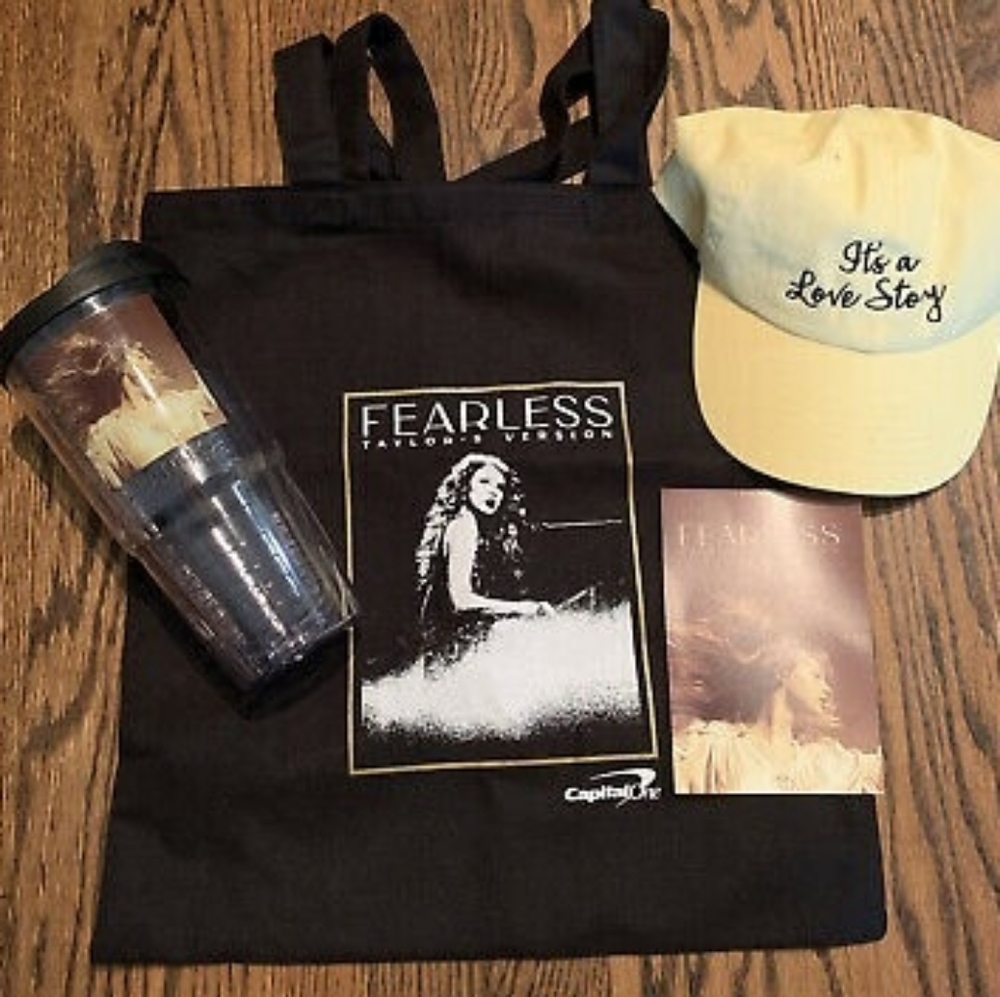 Taylor Swift Fearless Exclusive Bundle